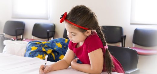 Découvrir l'anglais pas à pas en CE1 : accompagnez chaque étape !