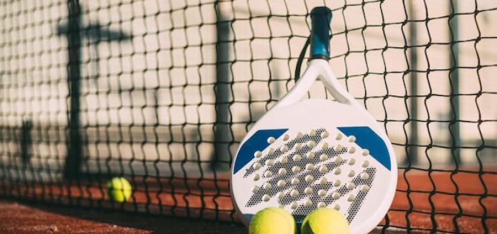Padel : l’équipement essentiel pour bien débuter