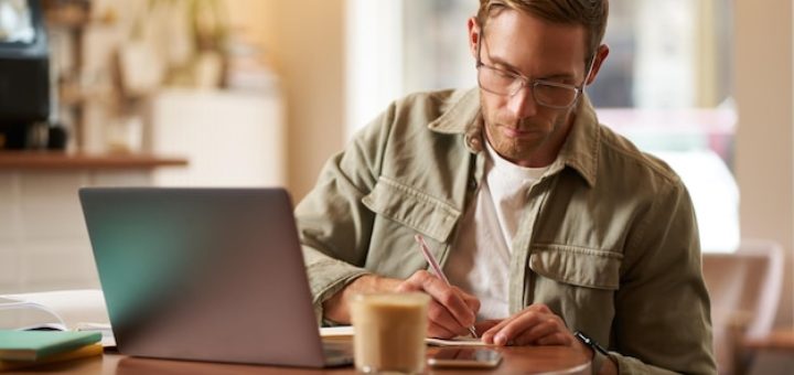 Portage salarial : une alternative flexible au statut d’auto-entrepreneur