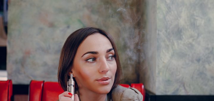 Cigarette électronique : guide complet pour débuter et bien choisir son modèle