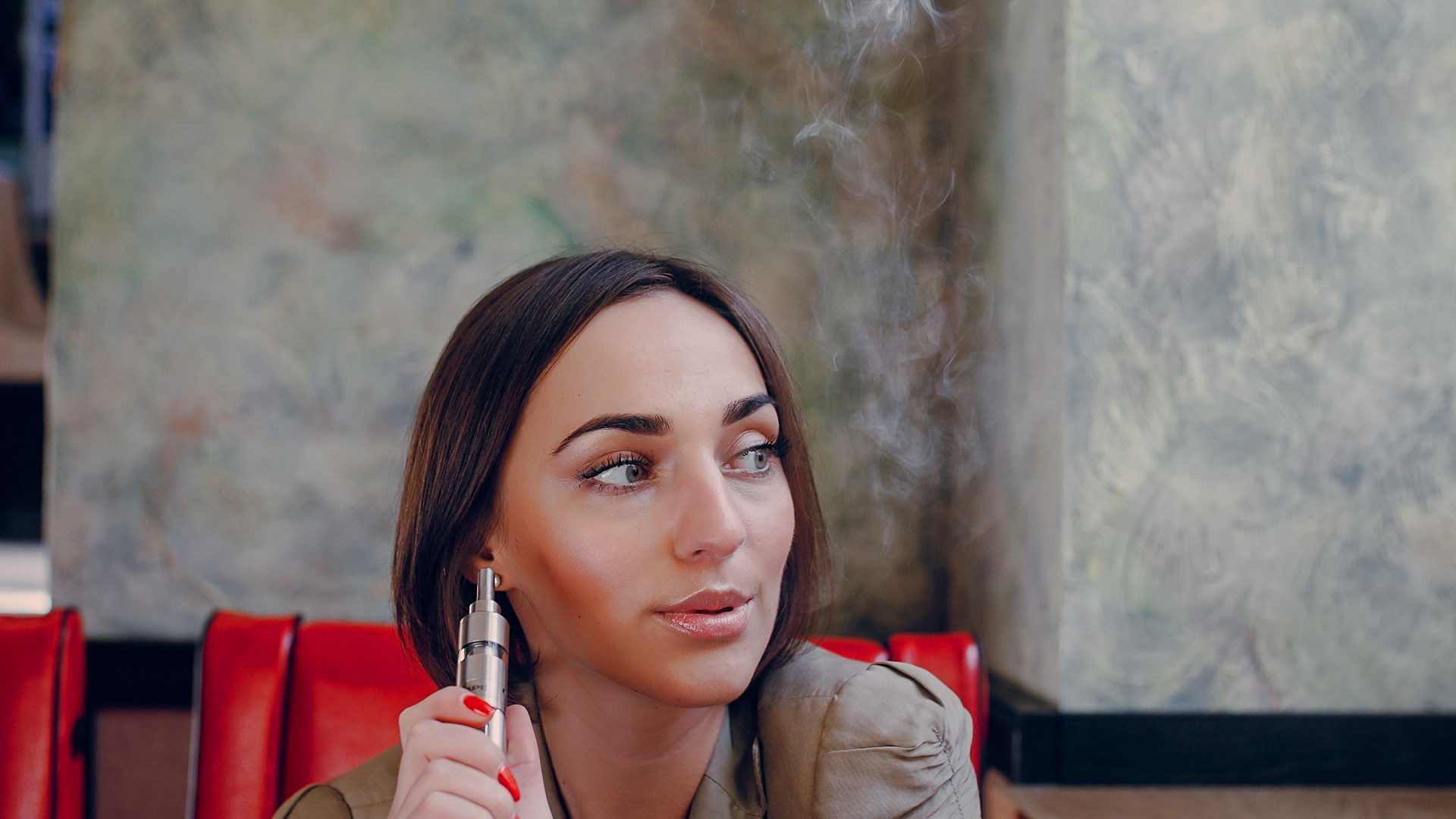Cigarette électronique : guide complet pour débuter et bien choisir son modèle