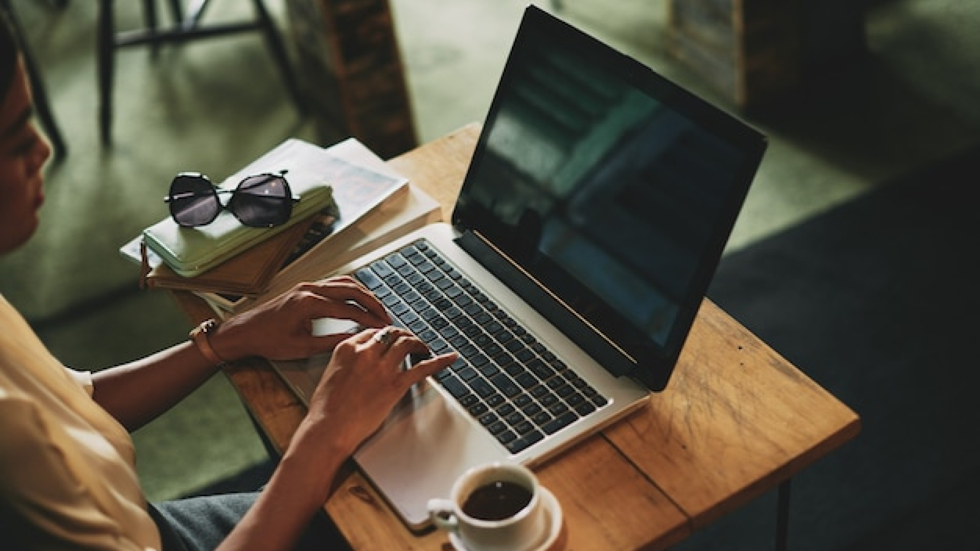 Freelance ou salarié porté : comment fixer son TJM selon son statut ?